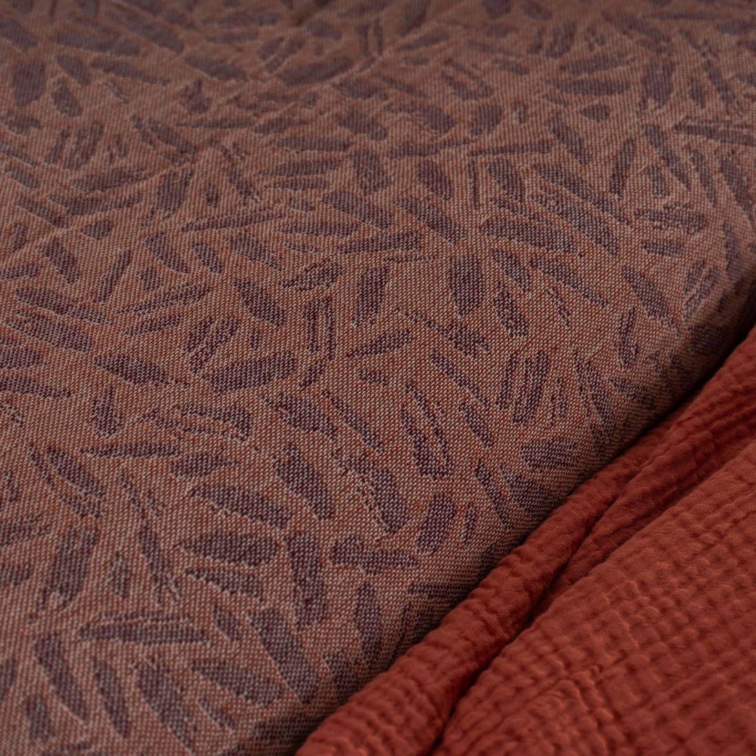 Doren Dark Pink Double Bedspread